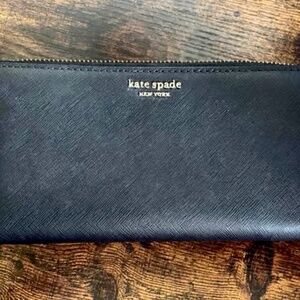 Large Kate Spade Wallet